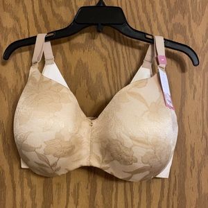NWT Cacique bra size 38H